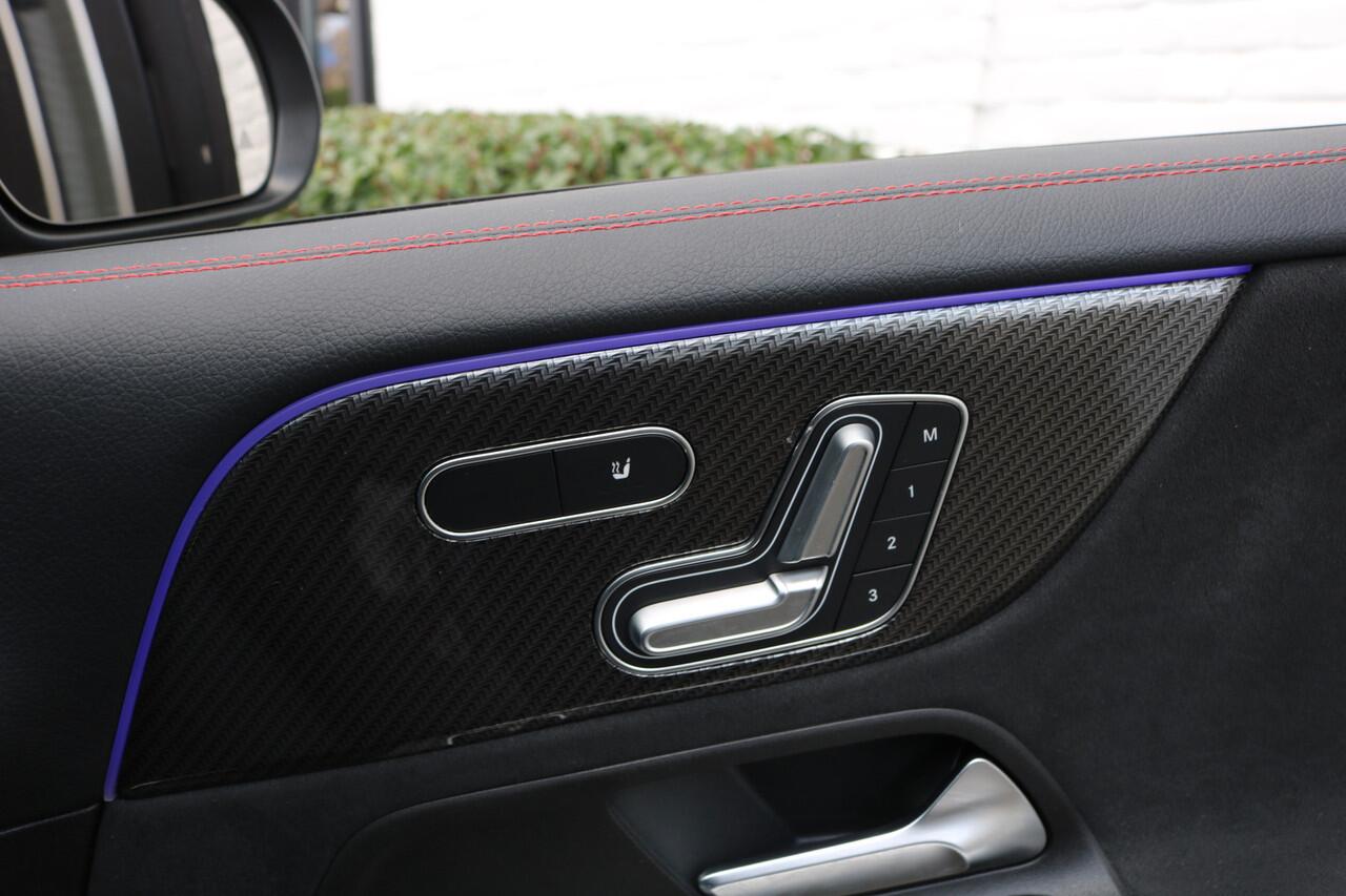 Mercedes-Benz GLB-Klasse GLB AMG 35 4MATIC (Panoramadak Sportleder/Memory Carplay Distronic Burmester M-Bux Multibeam 20InchAMG)