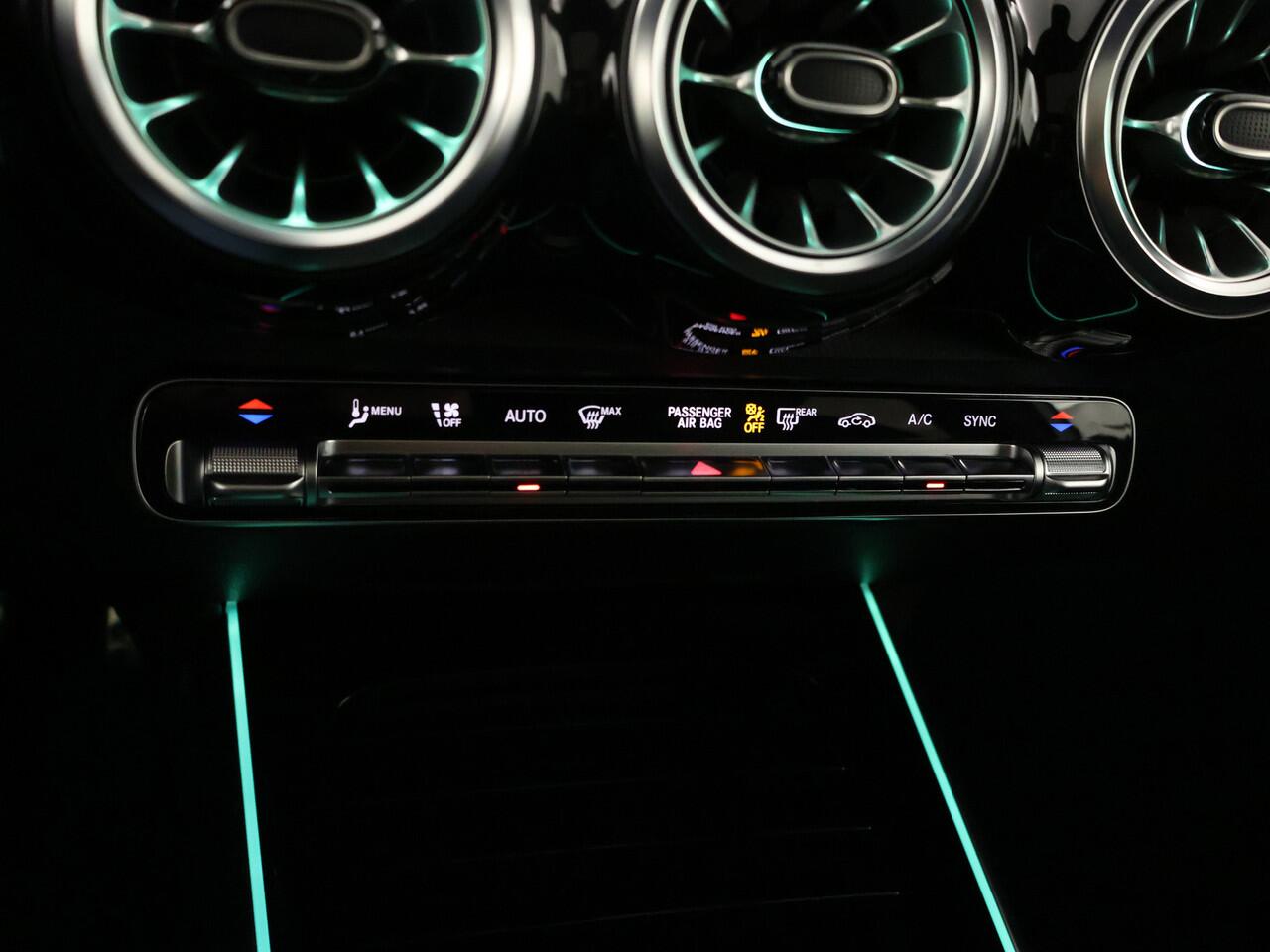 Mercedes-Benz GLB-Klasse 180 Star Edition 7p. | Trekhaak | Nightpakket | Parkeerpakket met 360°-camera | Keyless-Go comfortpakket | GUARD 360 ° Vehicle protection Plus | Premium Plus pakket | Smartphone integratie |