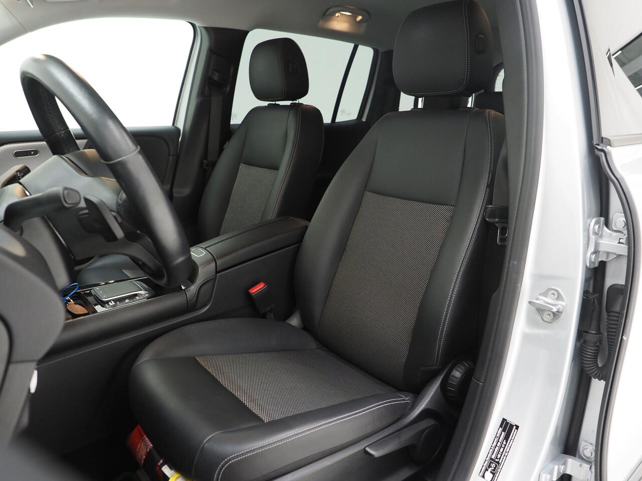 Mercedes-Benz GLB-Klasse 180 Panamericana | Night | Sidesteps | Widescreen | Camera | DAB | Cruise