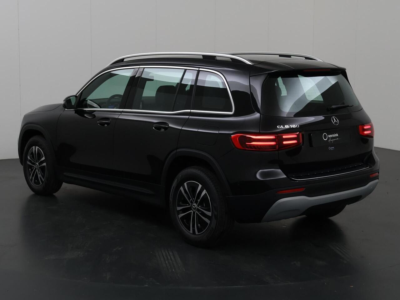 Mercedes-Benz GLB-Klasse 180 Business Solution | High-Performance LED | DAB+ Radio | Achteruitrijcamera | Stoelverwarming