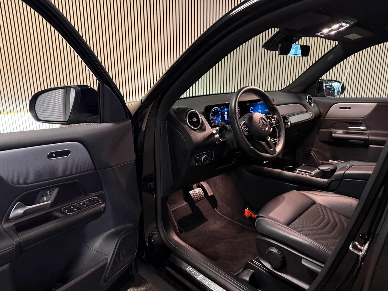 Mercedes-Benz GLB-Klasse 180 Business Solution-WIDESCREEN-CAMERA-STOELCOMFORT-NL AUTO