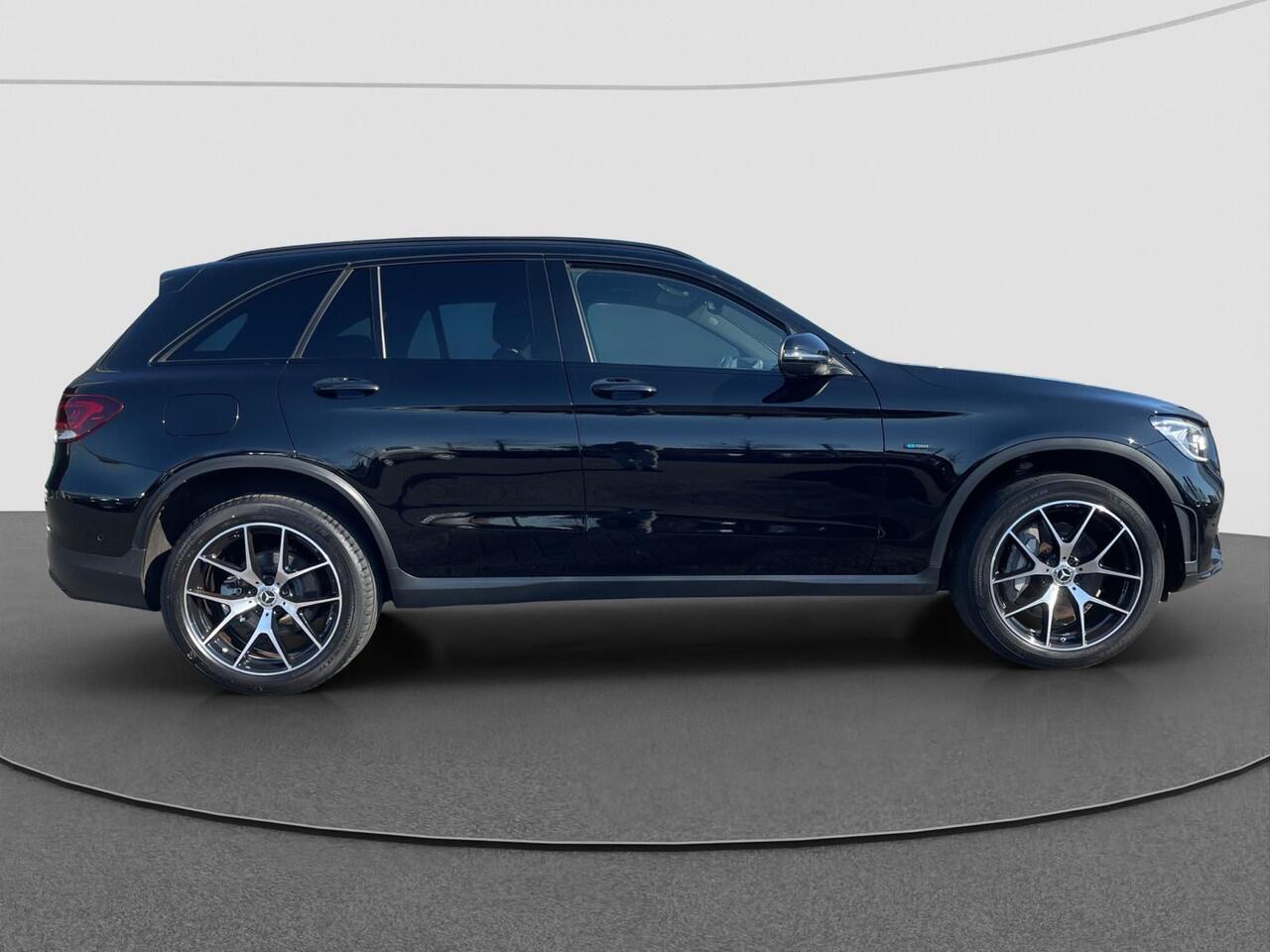 Mercedes-Benz GLC-KLASSE 300e 4MATIC Business AMG | Trekhaak | Burmester | 360 Camera | Blindspot