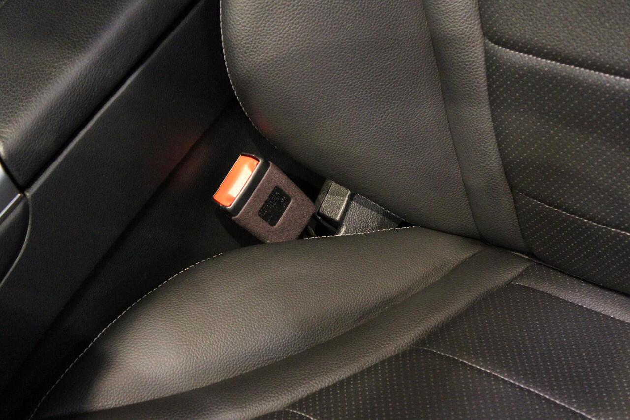 Mercedes-Benz GLC-KLASSE 200 Business Solution Limited Panorama dak