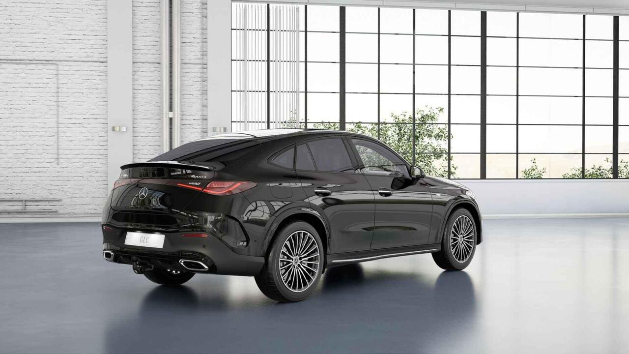 Mercedes-Benz GLC-KLASSE Coupé 300e 4MATIC Sport Edition | AMG | Night | Trekhaak | Panoramadak | Treeplanken | Memory | Kesless |