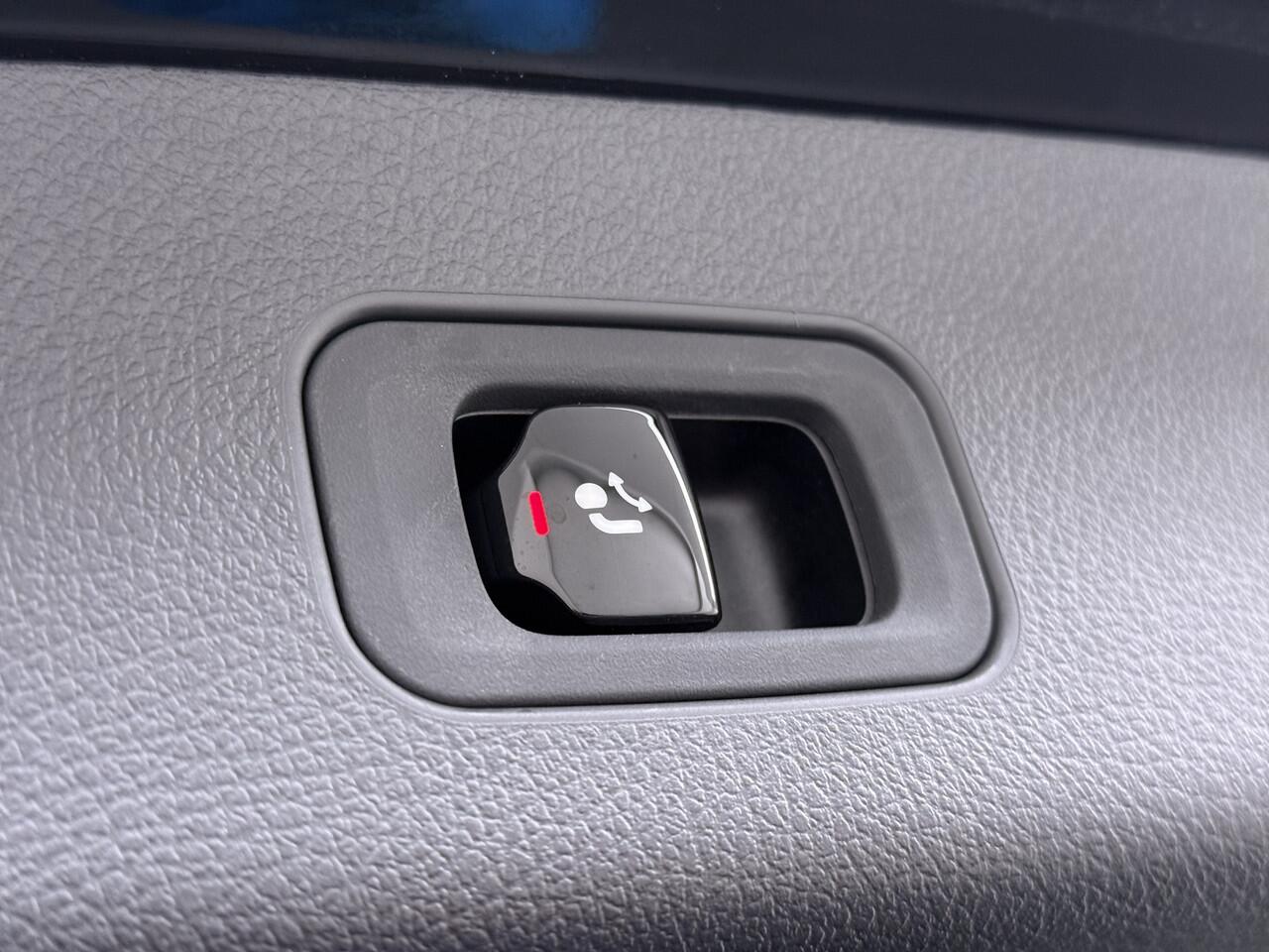 Mercedes-Benz GLC-KLASSE GLC 300 e 4M AMG Line | Luchtvering Achteras Trekhaak Burmester Head-Up Memory