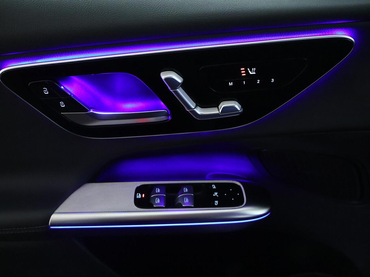 Mercedes-Benz GLC-KLASSE 300e 4MATIC Luxury Line Avantgarde Advanced Plus | Trekhaak | Rijassistentiepakket plus | Stuur en Stoelverwarming. Inclusief 24 maanden MB Certified garantie voor Europa.