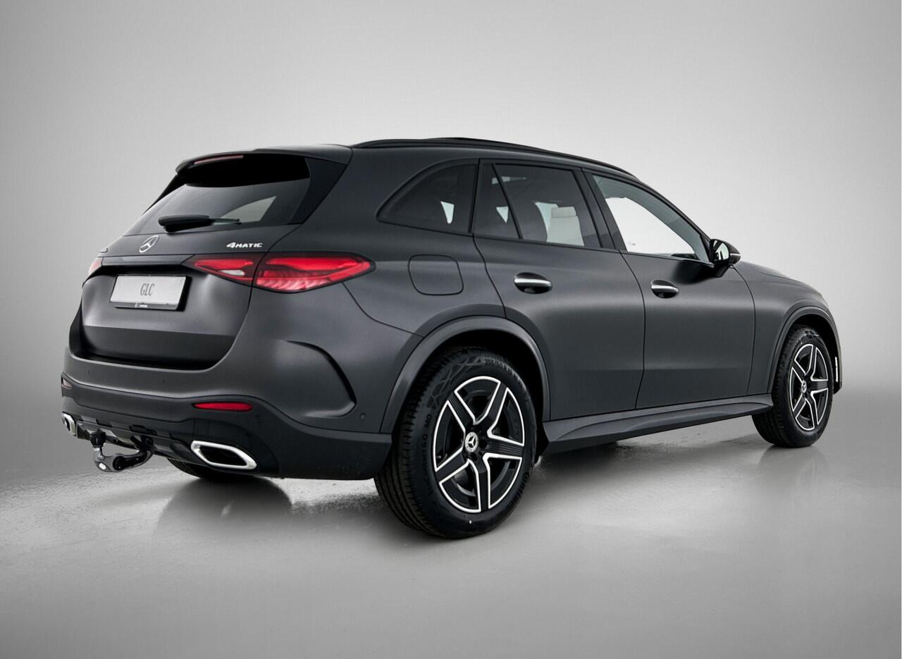 Mercedes-Benz GLC-KLASSE 400e 4MATIC Sport Edition | AMG Premium Plus | Nightpakket | Techniekpakket met Airmatic | Trekhaak | Rijassistentiepakket Plus | Winter pakket | Magno matte lak |