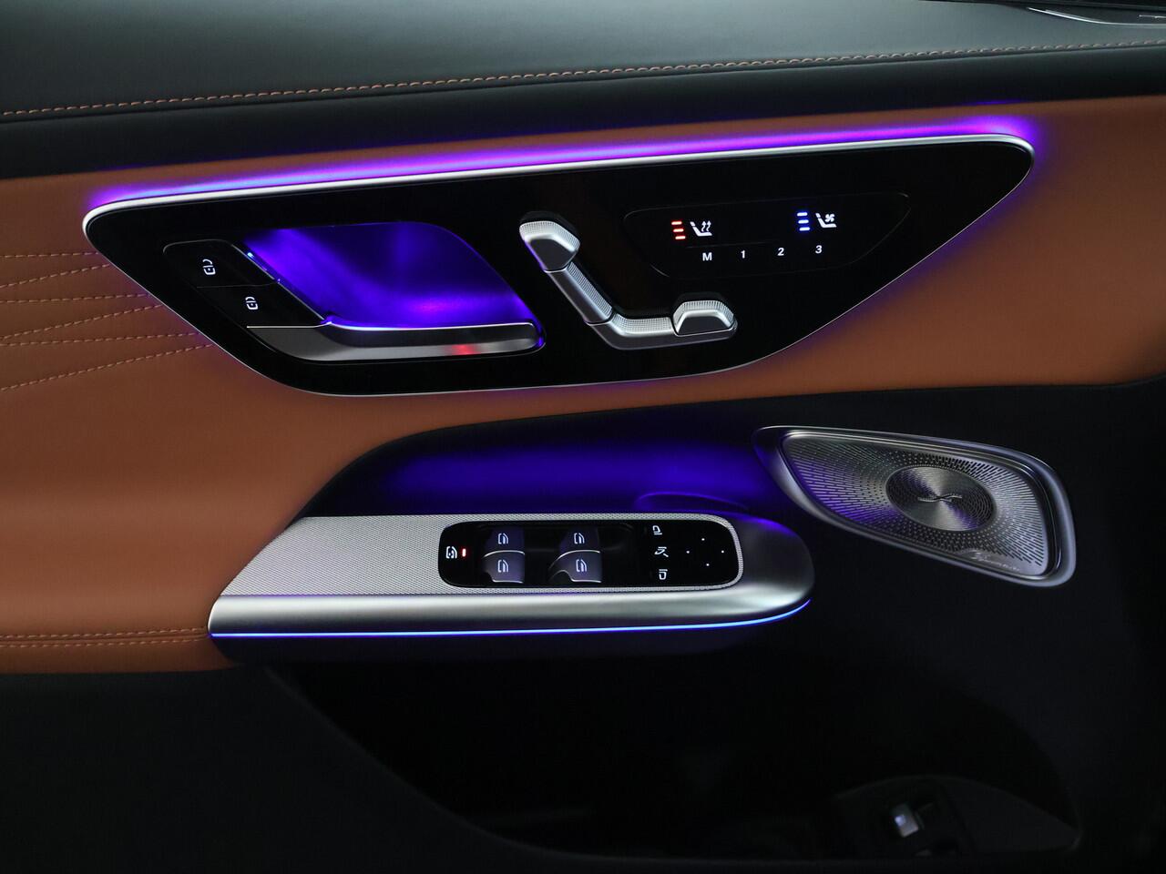 Mercedes-Benz GLC-KLASSE 400e 4MATIC AMG Line | Trekhaak | Rijassistentiepakket Plus | Nightpakket | AMG Premium Plus | Stoelventilatie voor | Winter pakket | Parkeerpakket met 360°-camera | KEYLESS GO-comfortpakket | EASY PACK achterklep |