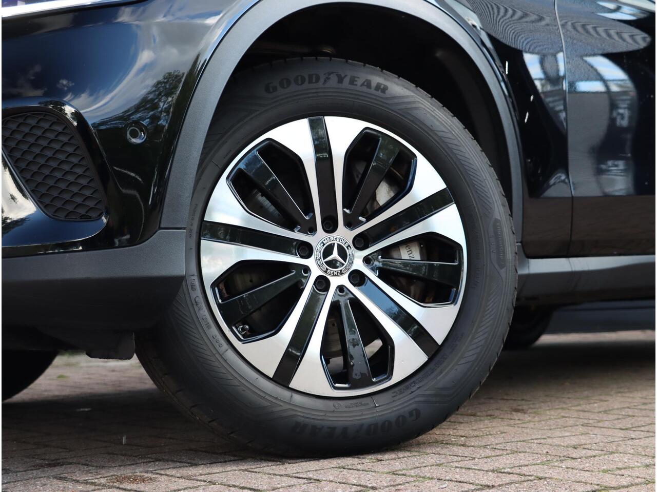 Mercedes-Benz GLC-KLASSE 300e 4MATIC Business Solution 320pk