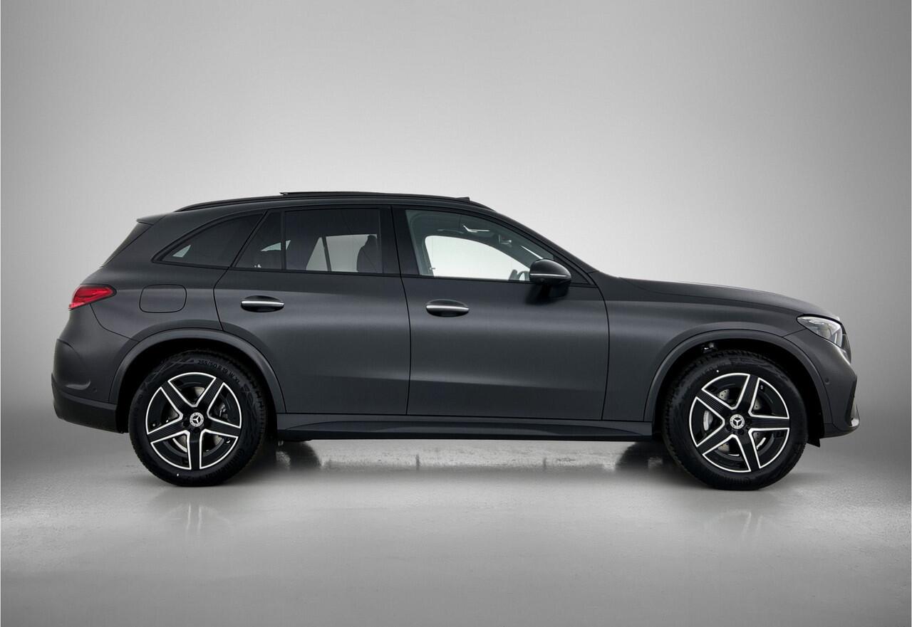 Mercedes-Benz GLC-KLASSE 400e 4MATIC Sport Edition | AMG Premium Plus | Nightpakket | Techniekpakket met Airmatic | Trekhaak | Rijassistentiepakket Plus | Winter pakket | Magno matte lak |