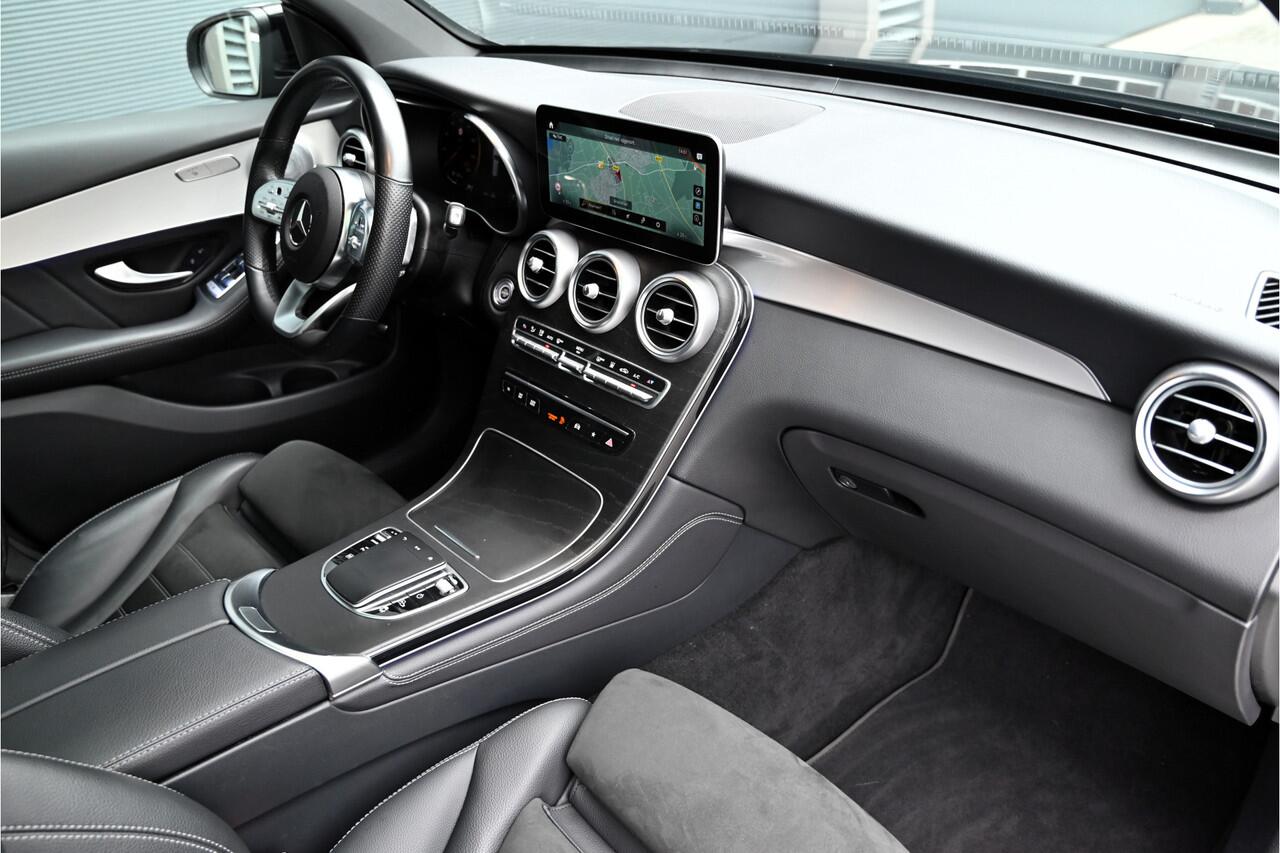 Mercedes-Benz GLC-KLASSE 300e 4MATIC AMG / PANO / NIGHT / BURMESTER / LED / 360 CAMERA / FABRIEKSGARANTIE 11-2027 / NL AUTO