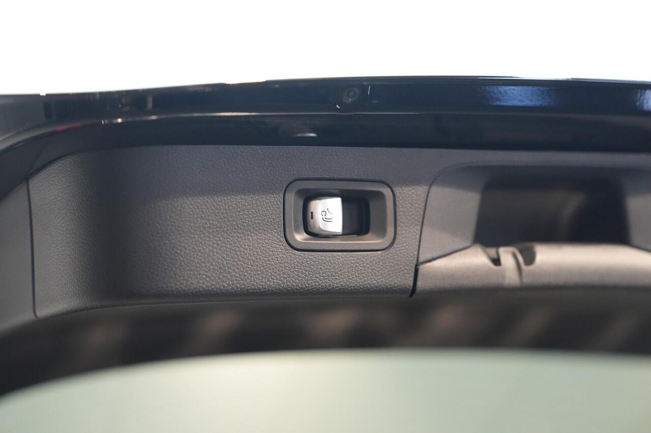 Mercedes-Benz GLC-KLASSE 300e 4MATIC AMG ? ADAP.CRUISE ? TREKHAAK ? MEMORY ? DIG.DASH ? 360 CAM ? PANO ? MULTIBEAM ? NIGHT