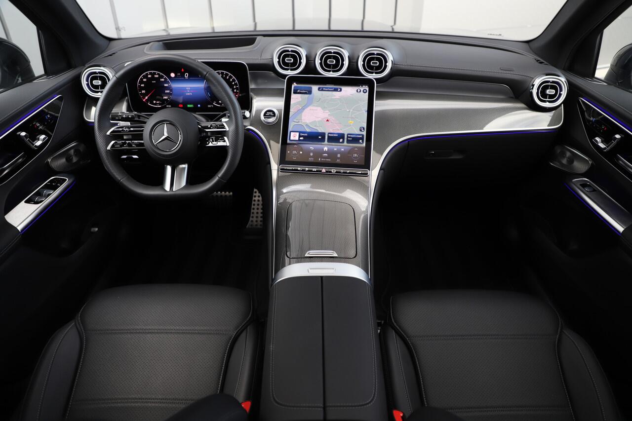 Mercedes-Benz GLC-KLASSE 400e AMG 4-Matic | 381PK | Head-up | Massage | Burmester | Sfeerverlichting | Digital-light | Stoelventilatie | Memory | Air-balance | 2024.