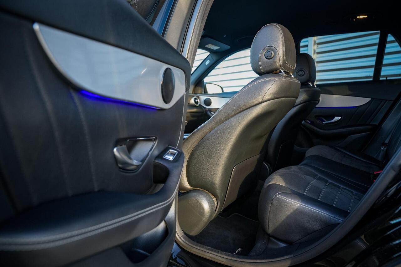 Mercedes-Benz GLC-KLASSE 300e 4MATIC Business Solution AMG