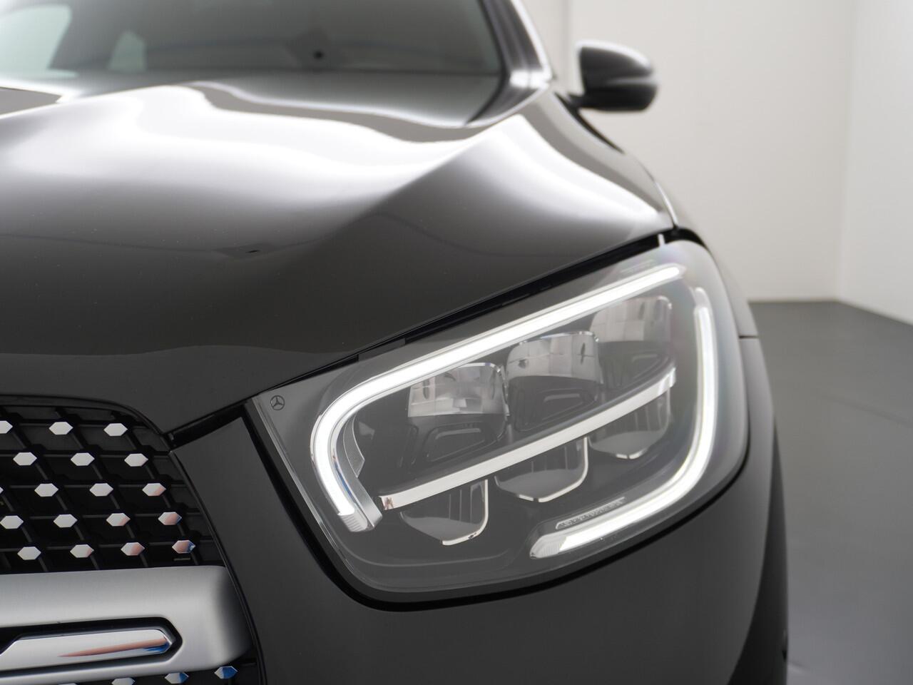 Mercedes-Benz GLC-KLASSE Coupé 300 e 4MATIC AMG line | Rijassistentie Trekhaak