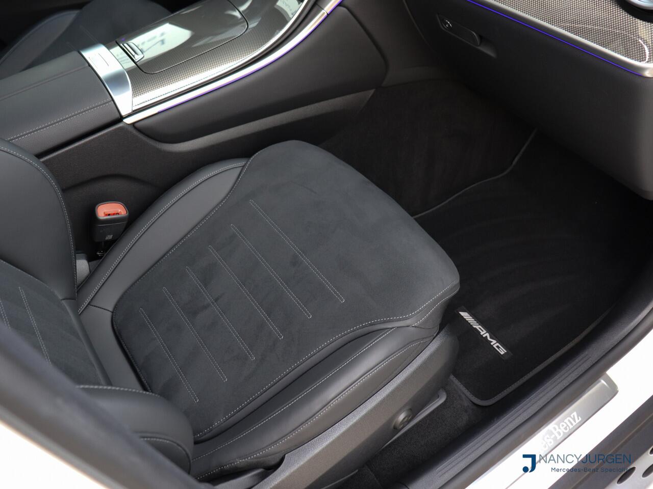 Mercedes-Benz GLC-KLASSE 300e 4M | AMG | Act. Distronic | Ambiente Light | MBUX High End | Elektr. Panoramadak | Night Pakket | Winter Pakket | Parkeer Pakket + 360* Camera | Wegdraaibare Trekhaak | 360 Guard Diefstal Bev. Plus |