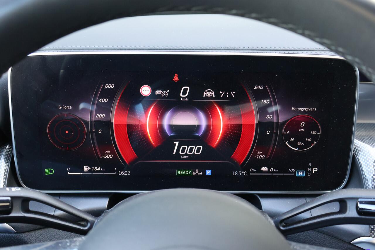 Mercedes-Benz GLC-KLASSE Coupé 300e 4MATIC AMG Line l Panoramadak l Niveau- regeling l KEYLESS GO l Rij-assistentie plus l Digital Light l Memory pakket l MBUX l 360 gr Camera l Trekhaak Wegklapbaar l DAB l Sfeerverlichting l Burmester l Night pakket l stoelverwarming V + A l