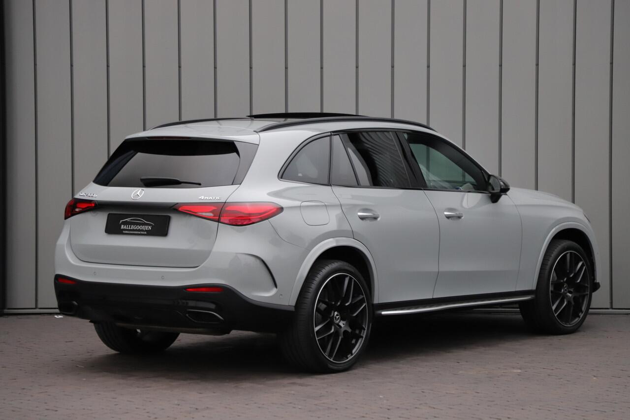 Mercedes-Benz GLC-KLASSE 400e AMG 4-Matic | 381PK | Head-up | Keyless-go | Pano | Sfeerverlichting | Burmester | Digital-light | Trekhaak | 2024.