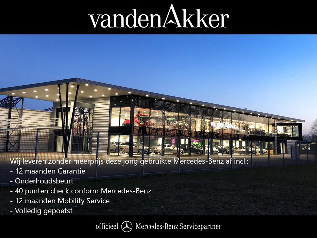 Mercedes-Benz GLC-KLASSE 400e 4Matic AMG 381PK // Airmatic // Trekhaak // Panoramadak // Achteras besturing // Memory // Treeplanken // 20 inch // Camera