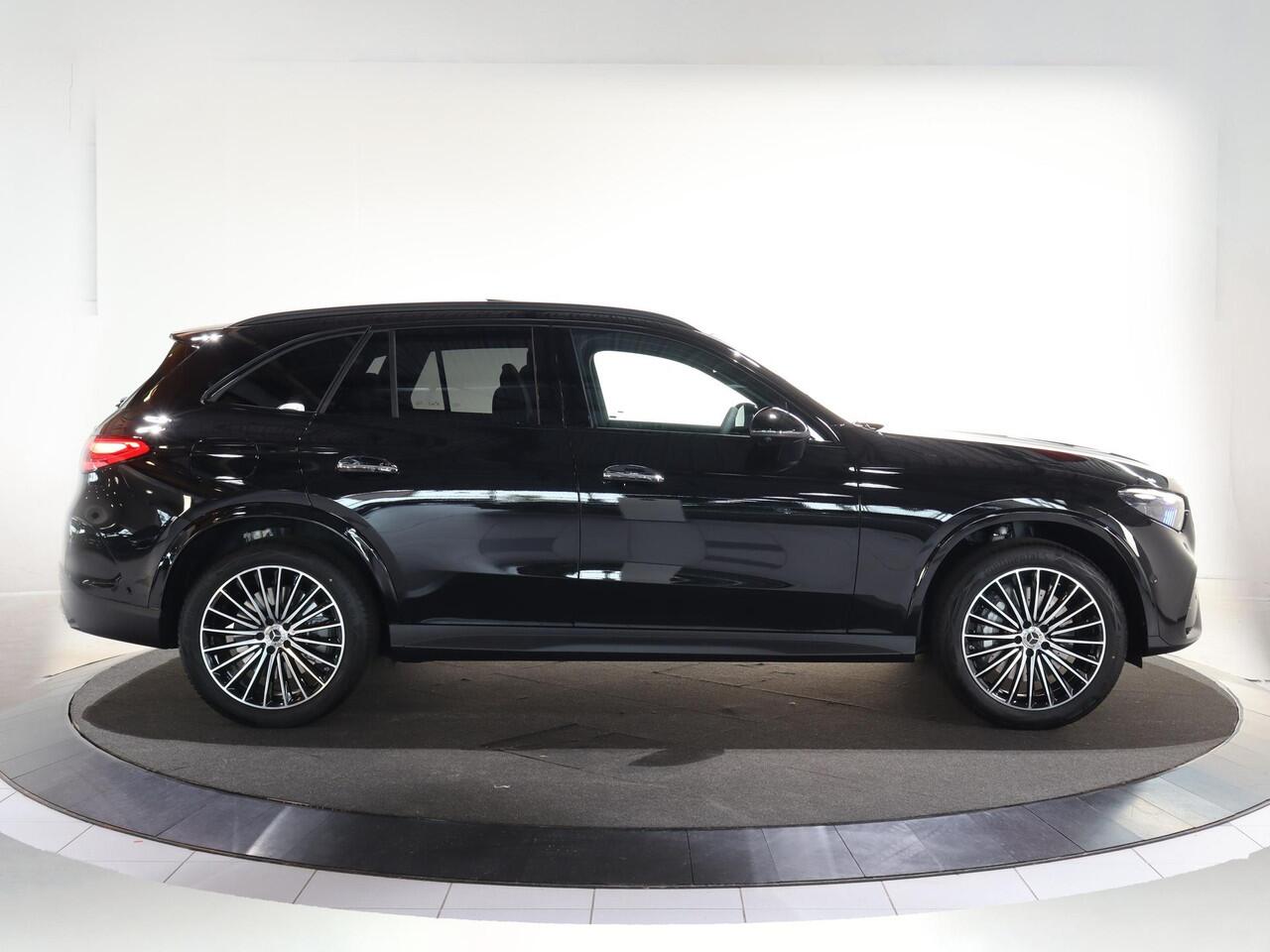 Mercedes-Benz GLC-KLASSE 300e 4MATIC Sport Edition | Panoramaschuifdak | Trekhaak | Premium Plus | Rijassistentiepakket Plus | Nightpakket | Burmester | Head-up display | 360° camera |