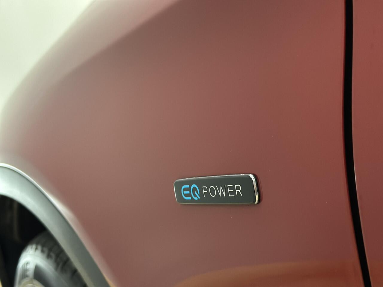 Mercedes-Benz GLC-KLASSE 300e 4MATIC Business Solution AMG Line | LED | Burmester | Panorama | 360 Camera | Stoelverwarming | Sfeer | Apple Carplay Android Auto | Isofix | NAP |