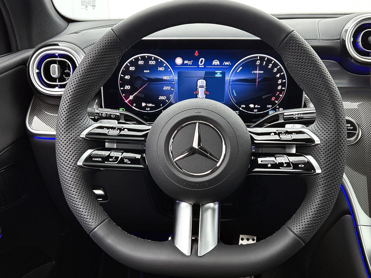 Mercedes-Benz GLC-KLASSE 300e 4MATIC Sport Edition | Premium pakket | Nightpakket | Trekhaak | Rijassistentiepakket Plus | Winter pakket | Parkeerpakket met 360°-camera | DIGITAL LIGHT |