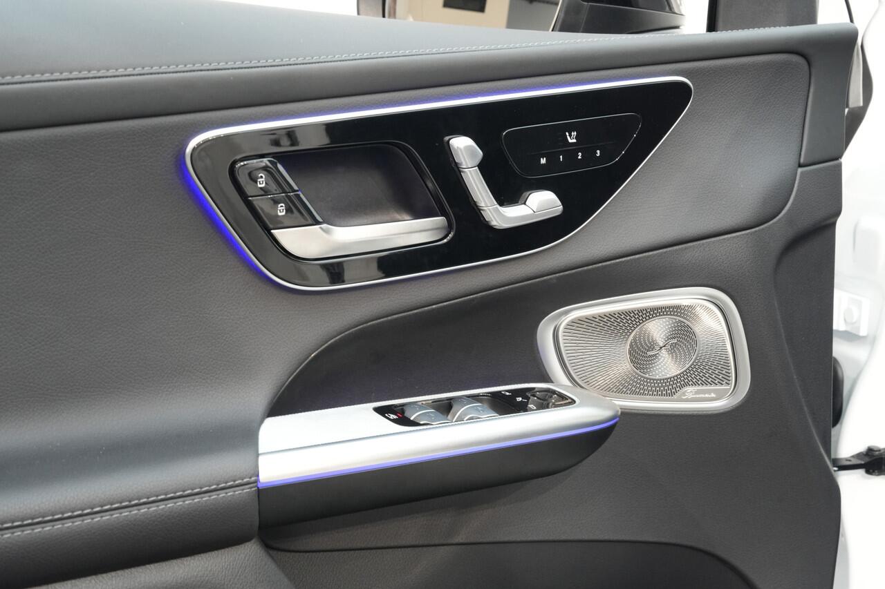 Mercedes-Benz GLC-KLASSE 300e 4MATIC AMG Premium+ ? TREKHAAK ? PANO ? BURMESTER ? HEAD UP ? 360 ? MEMORY ? DIGITAL LIGHT