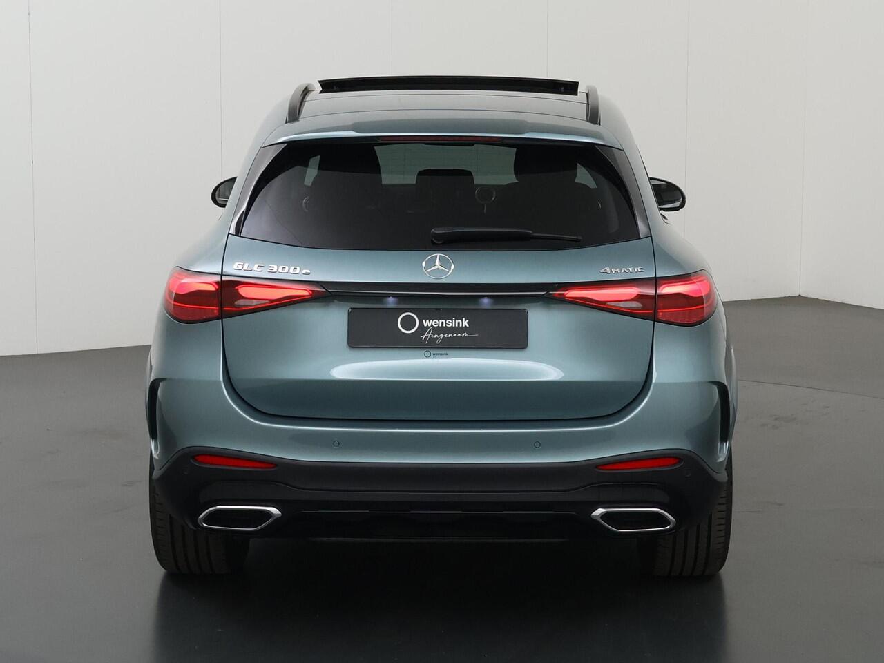 Mercedes-Benz GLC-KLASSE 300e 4MATIC AMG Line | Premium | 360 camera | Trekhaak | Panoramadak | Night pakket | Rij assistentiepakket | Burmester |