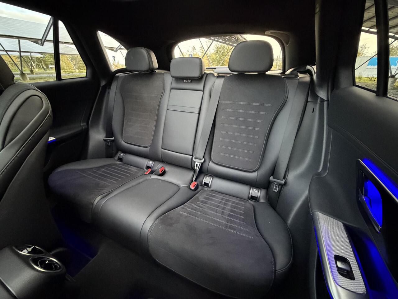 Mercedes-Benz GLC-KLASSE 400e 4MATIC AMG Line | Night | Panoramadak | Trekhaak | Memory stoelen | Digital light | Sfeerverlichting |