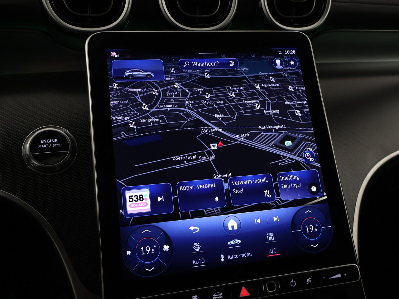 Mercedes-Benz GLC-KLASSE 300 e 4M AMG Plug-In Hybride | Trekhaak | AMG Styling | 20 Inch AMG LM Velgen | Stoelverwarming | Stuurverwarming | Inclusief 24 maanden Mercedes-Benz Certified garantie voor Europa.