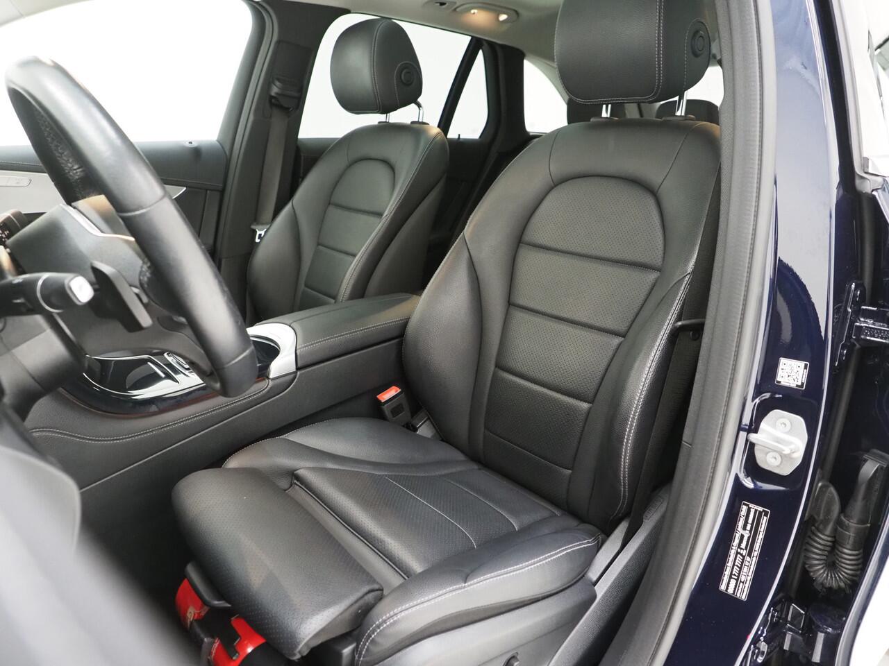 Mercedes-Benz GLC-KLASSE 300e 4MATIC Premium Plus | Panoramadak | Trekhaak | Burmester | 360 | Adaptive Cruise | Keyless