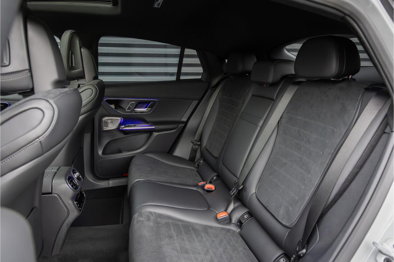 Mercedes-Benz GLC-KLASSE Coupé 300de 4MATIC AMG Line Alpingrau - Luchtvering