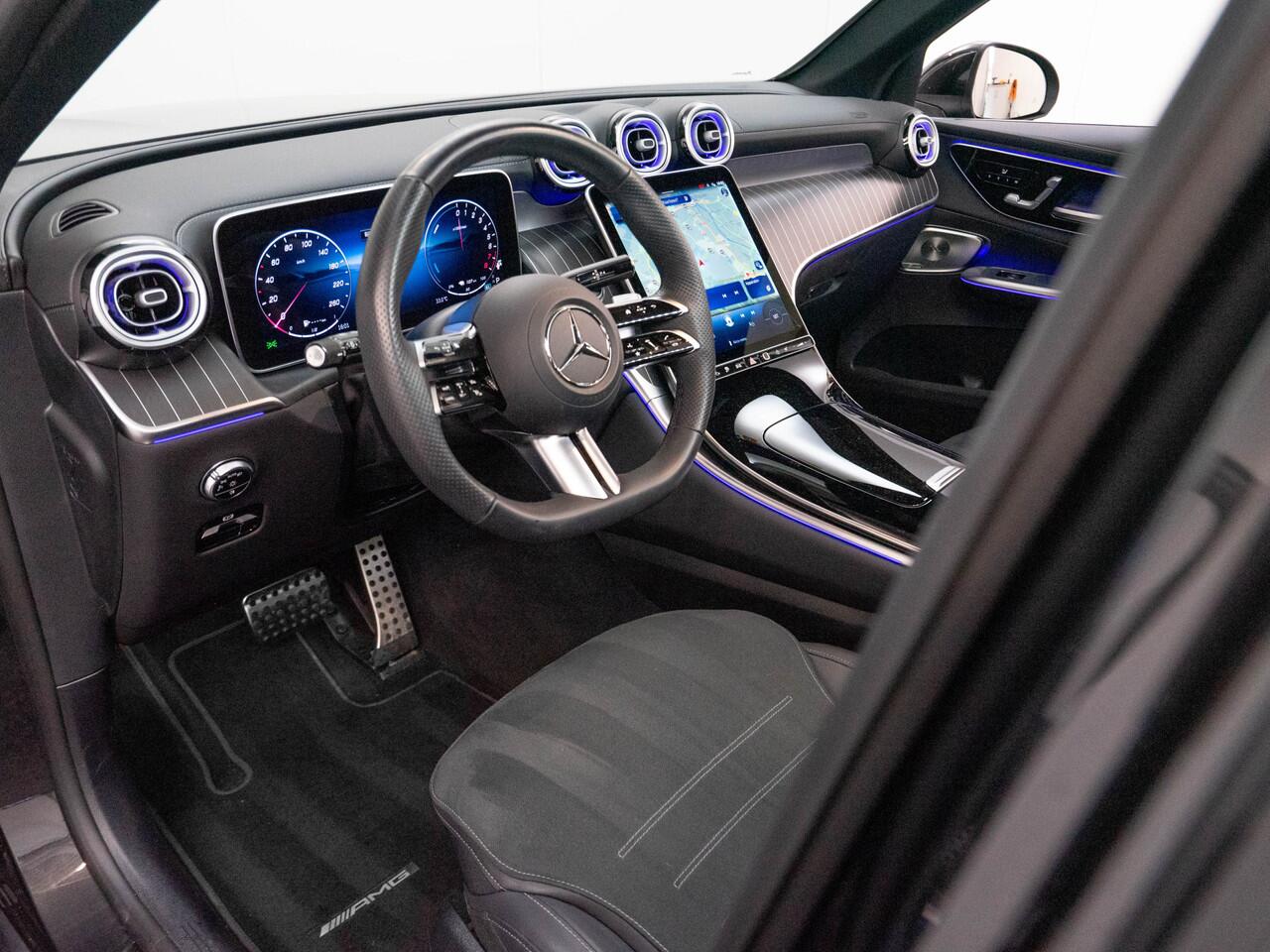 Mercedes-Benz GLC-KLASSE GLC 300e 4MATIC AMG Line | Luchtvering | Achteras sturing