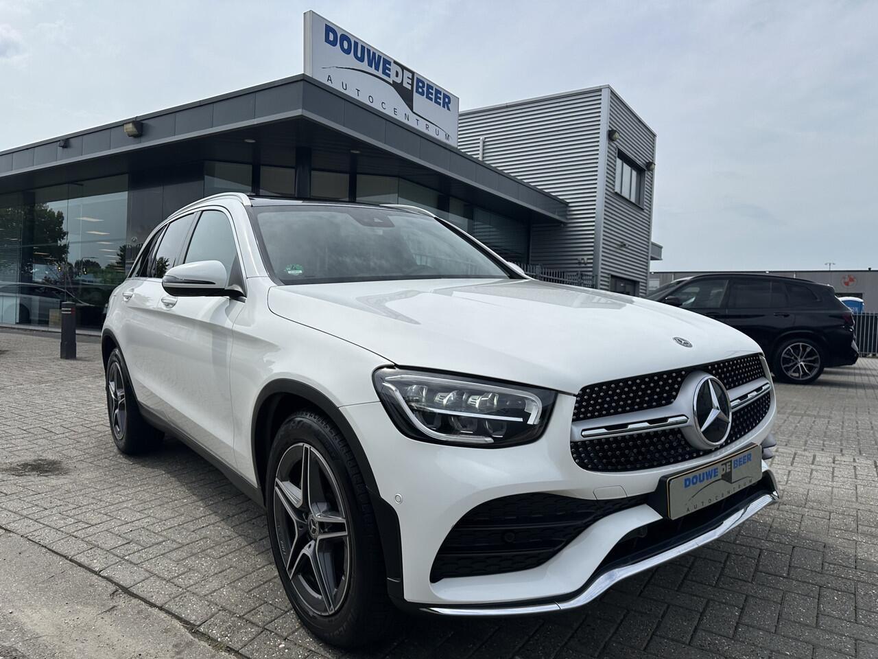 Mercedes-Benz GLC-KLASSE 200 4MATIC AMG Line Pano-Dak | Trekhaak | Elekt. Klep | Stoelverw.