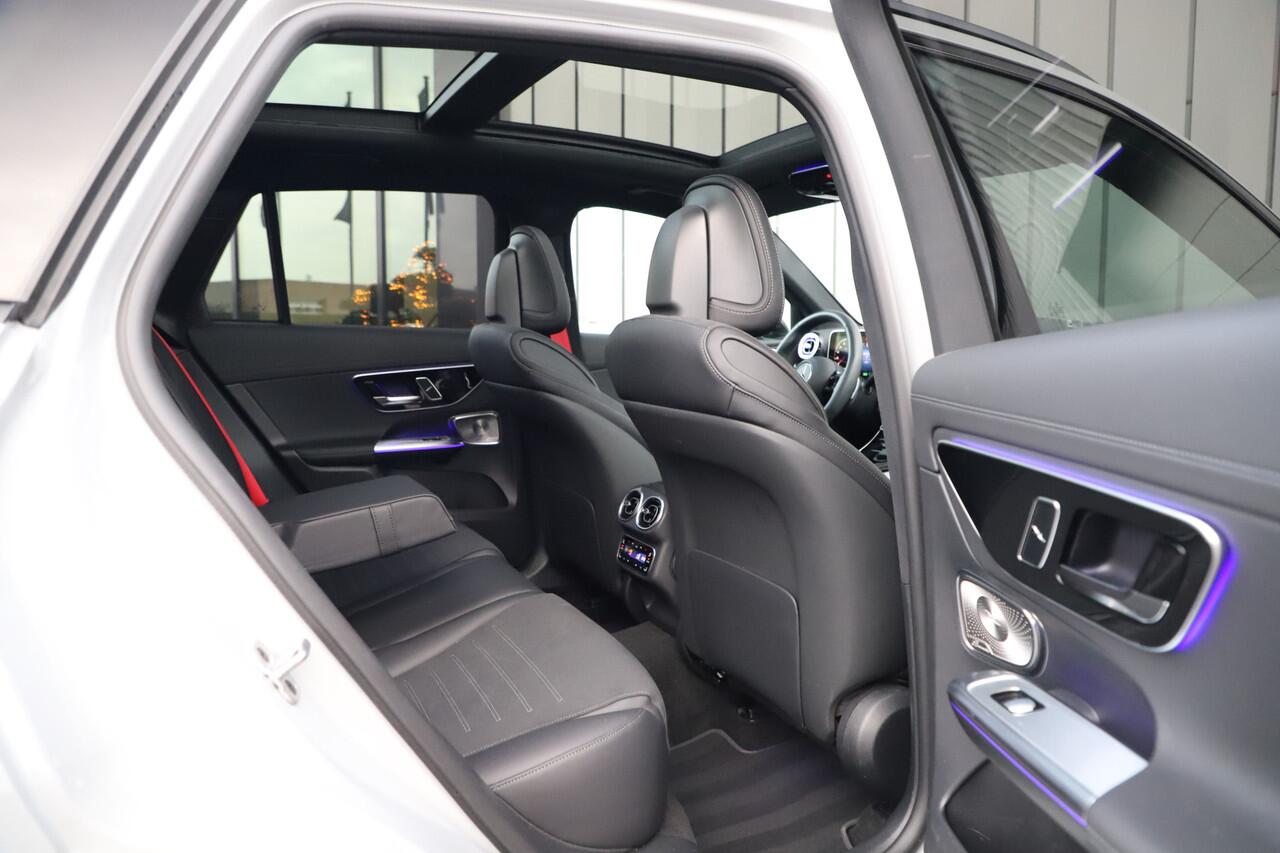 Mercedes-Benz GLC-KLASSE 400e AMG 4-Matic | 381PK | Head-up | Keyless-go | Pano | Sfeerverlichting | Burmester | Digital-light | Trekhaak | 2024.
