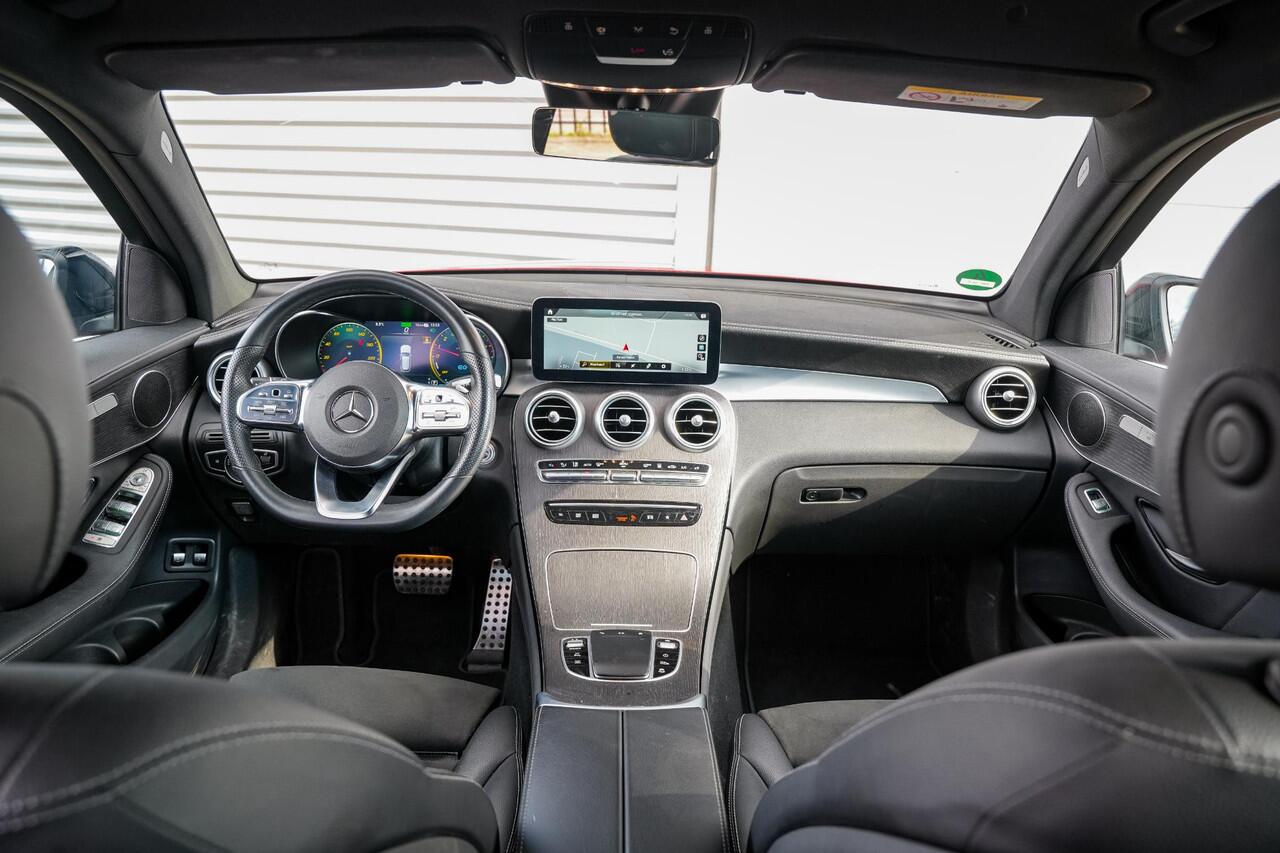 Mercedes-Benz GLC-KLASSE 300e 4MATIC Business Solution AMG Camera Leer Navi Virtual Dash Stoelverw.