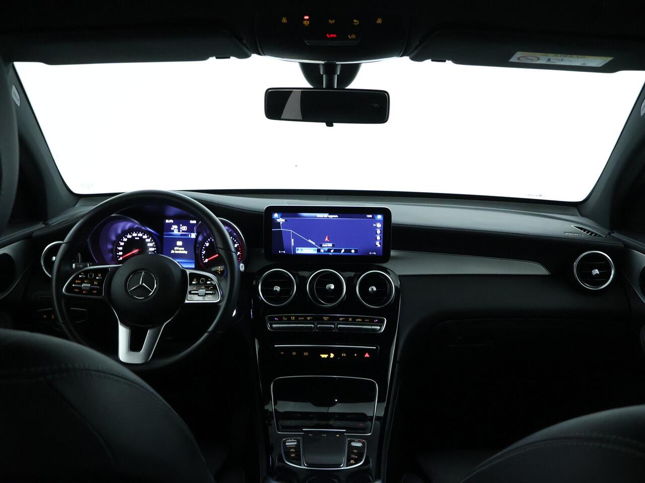Mercedes-Benz GLC-KLASSE 300e 4MATIC Business Solution Luxury Stoelverwarming | Achteruitrijcamera | cruise control Inclusief 24 maanden MB Certified garantie voor Europa.