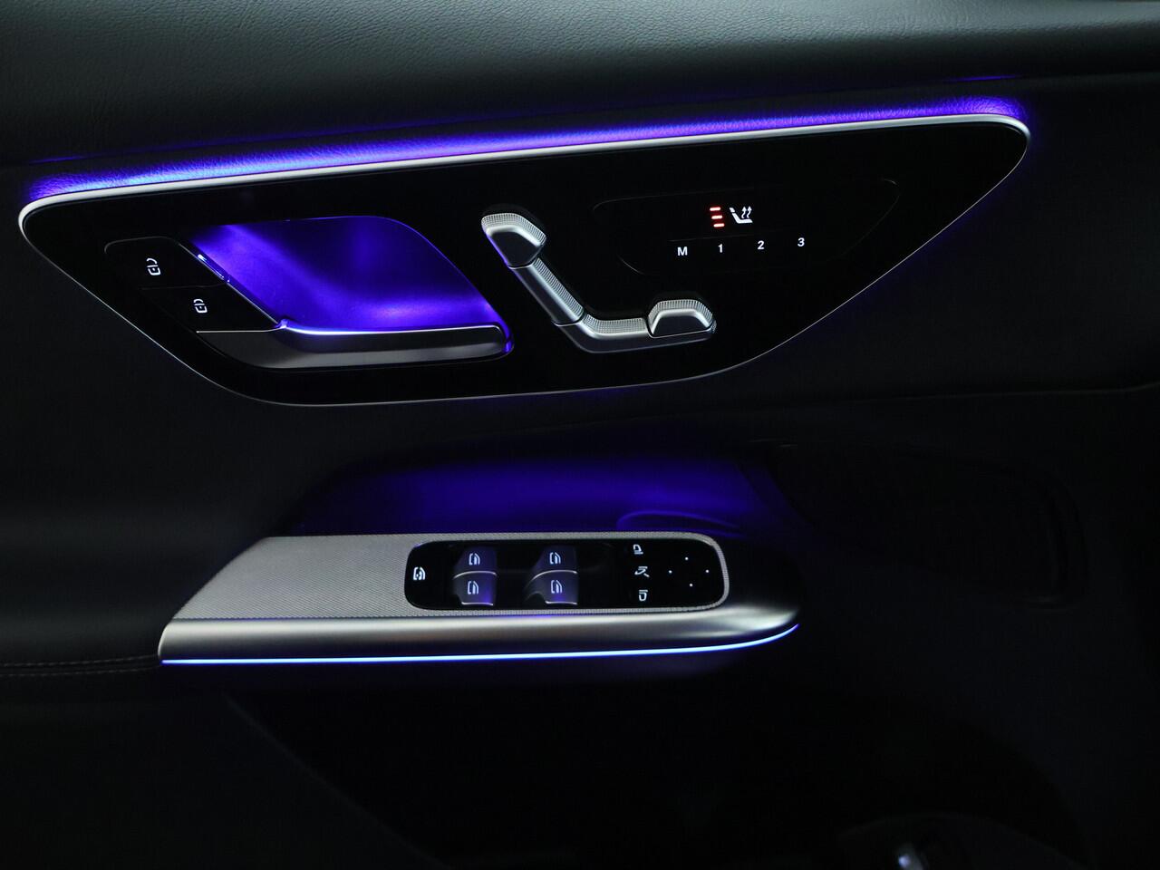 Mercedes-Benz GLC-KLASSE 300 e 4MATIC Plug-In Hybride | AVANTGARDE Advanced Plus | Trekhaak | Digital Koplampen | KEYLESS-GO Comfort-Pakket | Distronic | Memory Voorstoelen. Inclusief 24 maanden MB Certified garantie voor Europa.