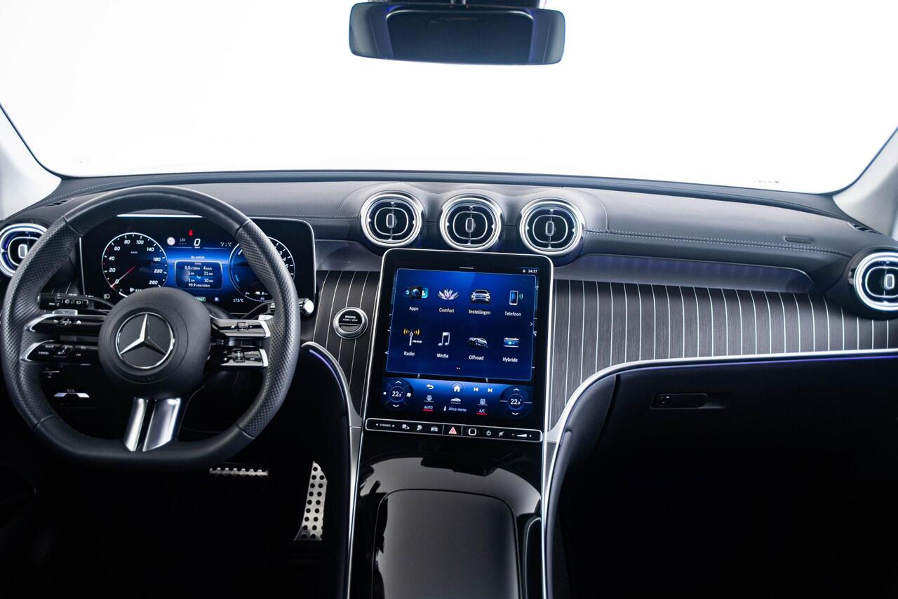 Mercedes-Benz GLC-KLASSE 300e 4MATIC AMG Line Premium pakket - Trekhaak - Comfortonderstel - Burmester - Memory pakket - Winter Pack - Parkeerpakket met 360°-camera - DIGITAL LIGHT -