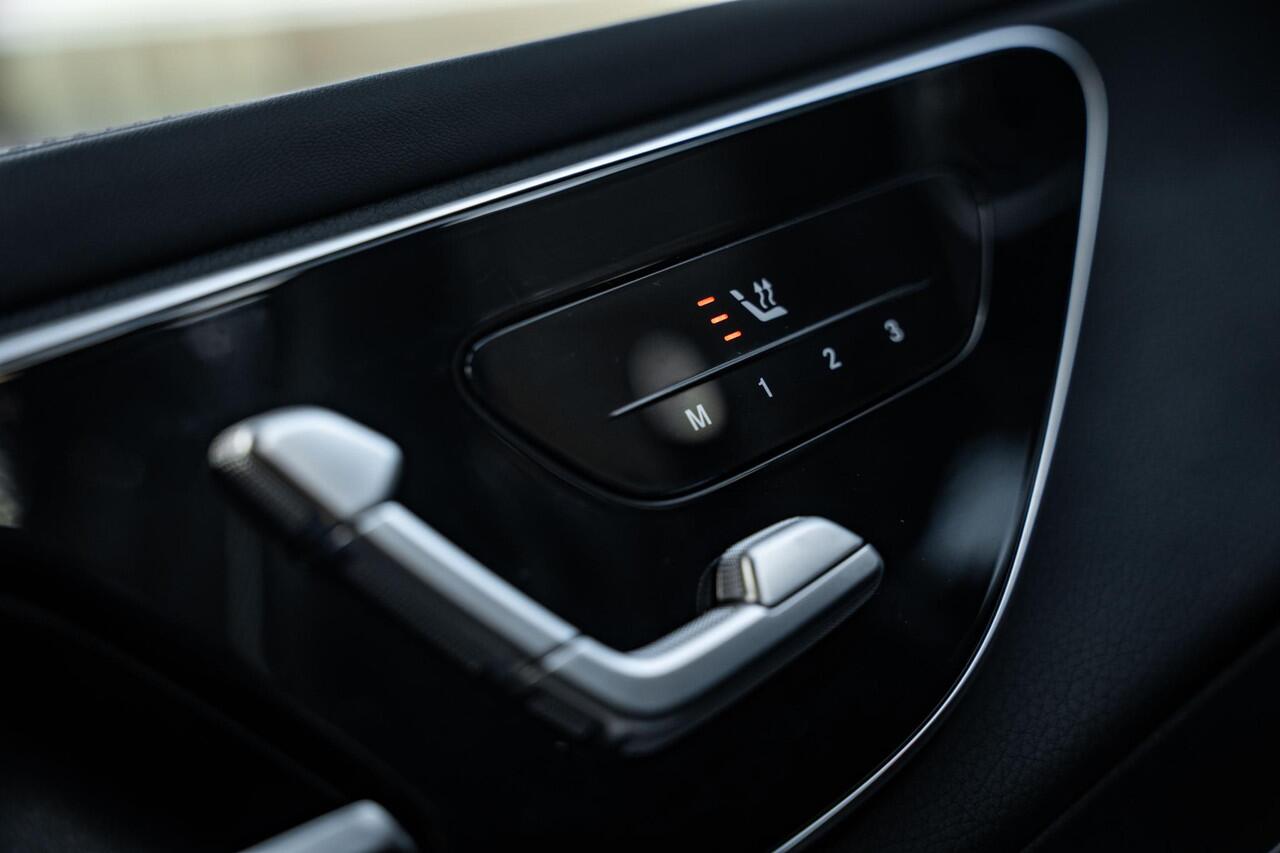 Mercedes-Benz GLC-KLASSE Coupé 300e 4MATIC AMG Line |Pano |Achterasbesturing |Luchtvering |360° |Burmester |Head-up |Trekhaak |ACC