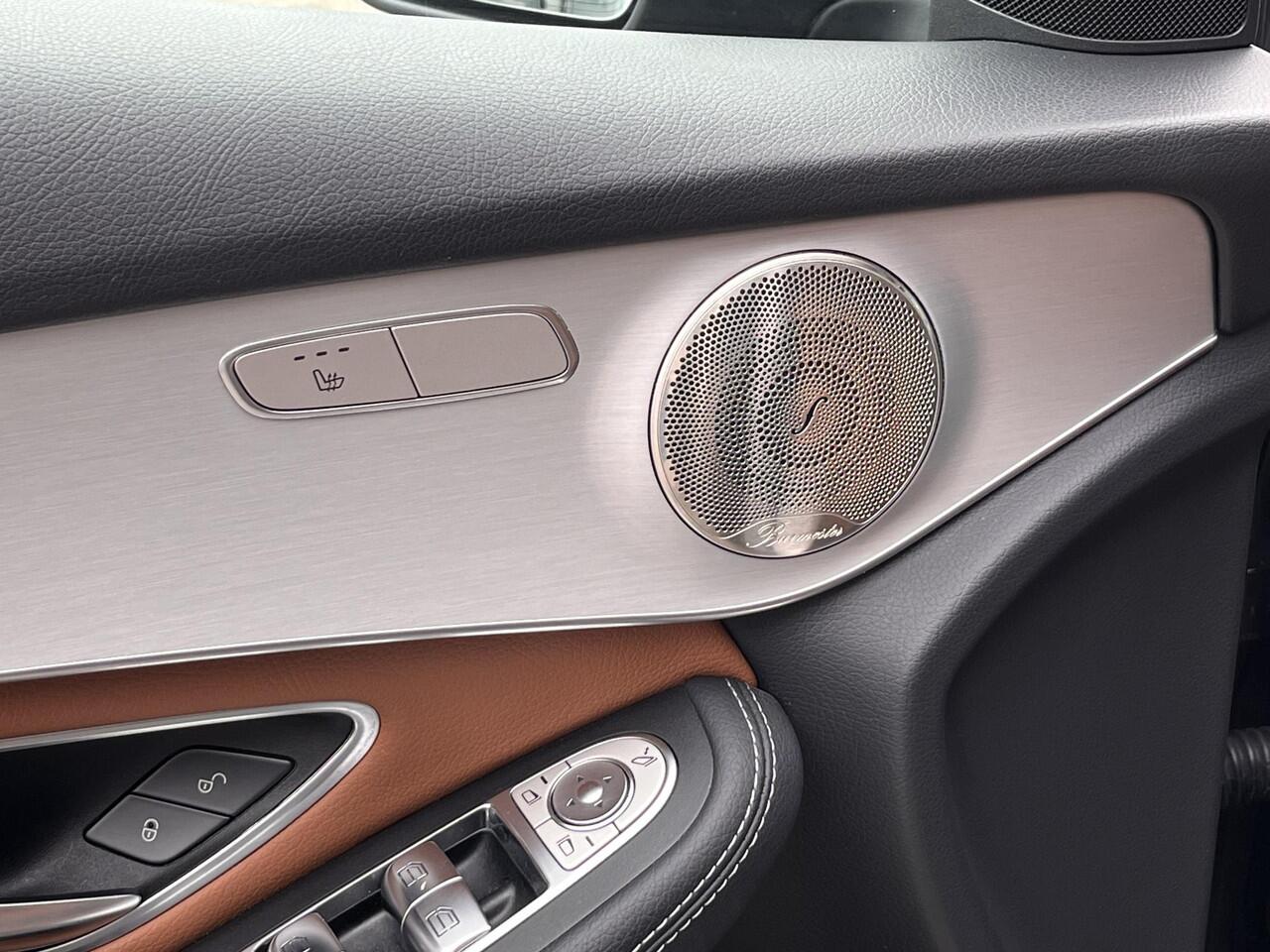 Mercedes-Benz GLC-KLASSE Coupé 300 e 4MATIC | Bruin leer | Schuifdak | AMG Burmester| Rijassistentie pakket| Trekhaak| Keyless Entry| 360 camera | Carplay| Multibeam LED| Sfeerverlichting| Stoelverwarming