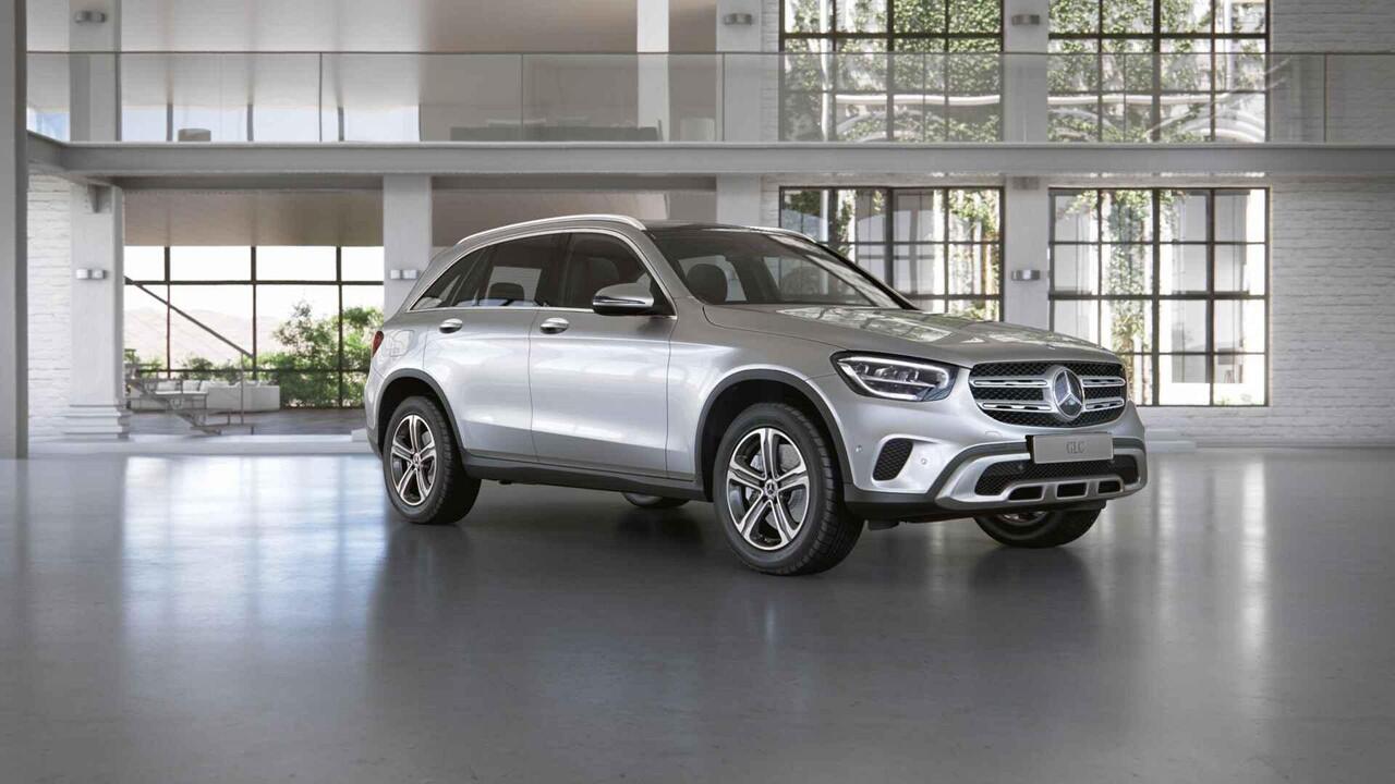 Mercedes-Benz GLC-KLASSE 300e 4MATIC Business Solution Luxury | Panoramadak | Distronic | Keyless | LED verlichting | Achteruitrijcamera | Stoelverwarming |