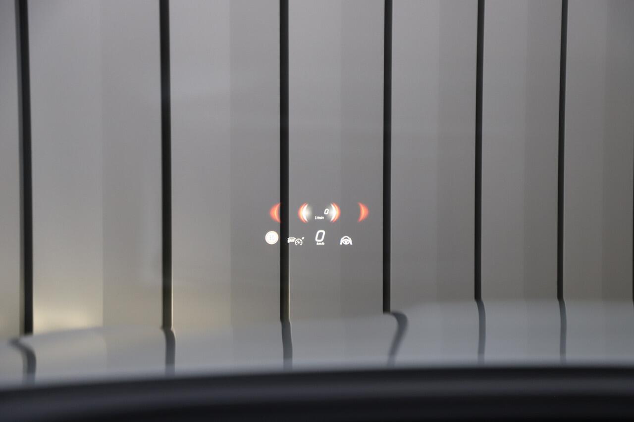 Mercedes-Benz GLC-KLASSE 400e AMG 4-Matic | 381PK | Head-up | Keyless-go | Pano | Sfeerverlichting | Burmester | Digital-light | Trekhaak | 2024.