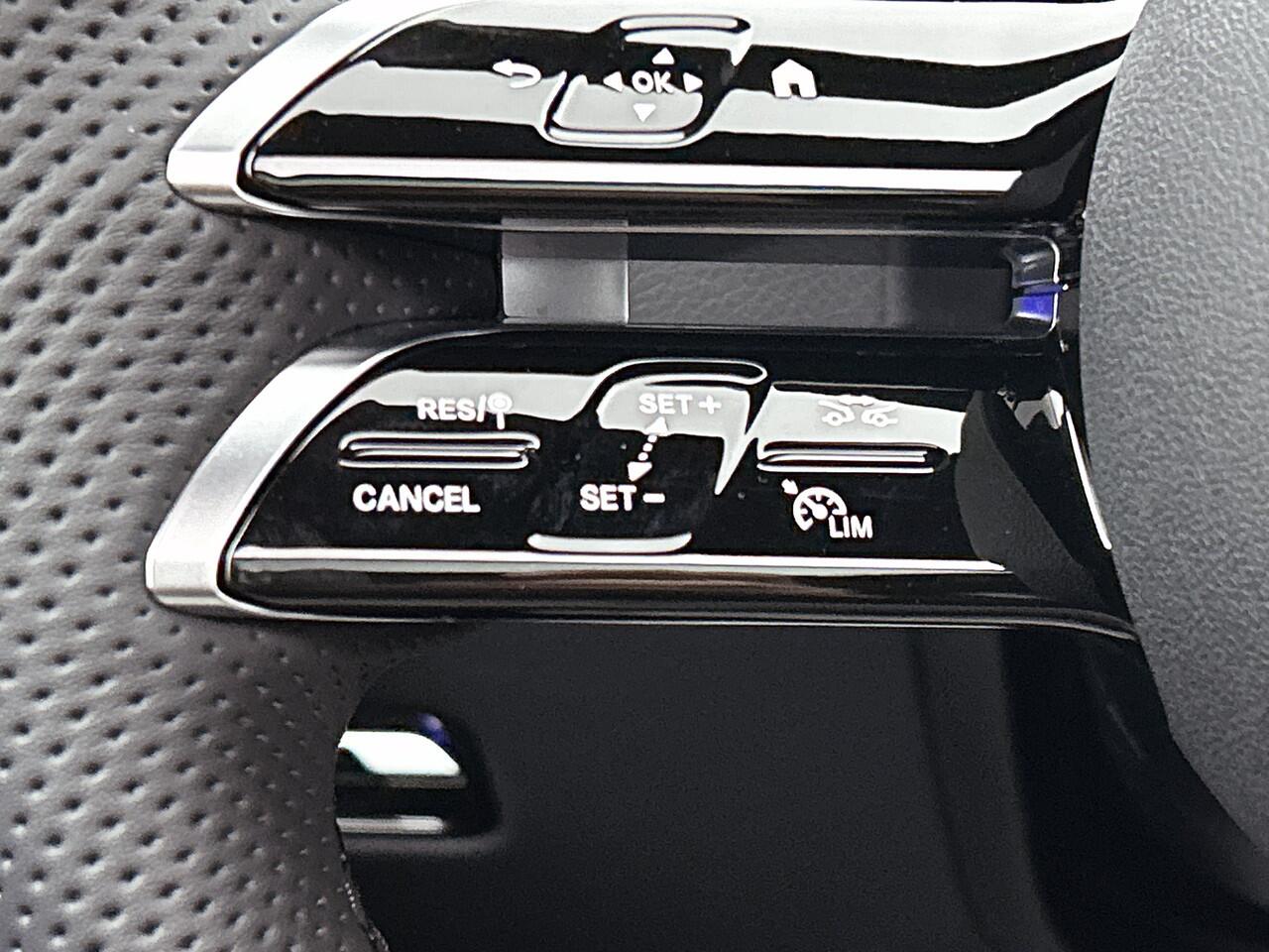 Mercedes-Benz GLC-KLASSE 400e 4MATIC Sport Edition | Nightpakket | AMG Premium | Parkeerpakket met 360°-camera | Memorypakket | URBAN GUARD voertuigbescherming plus | EASY PACK achterklep | KEYLESS GO |