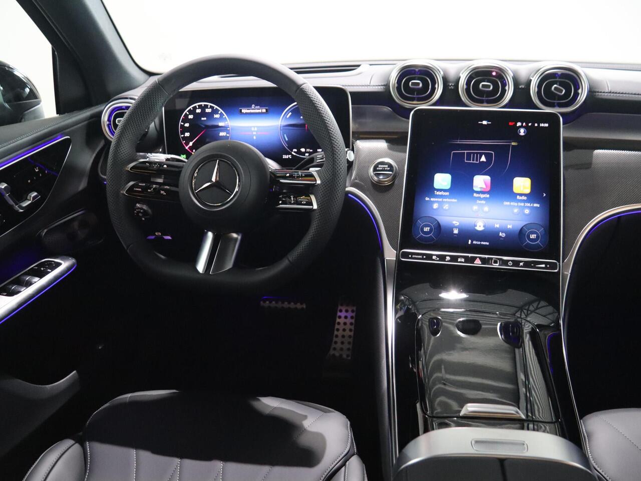 Mercedes-Benz GLC-KLASSE 400e 4MATIC AMG Line | Night | Panoramadak | Burmester | Keyless | Nappaleder |