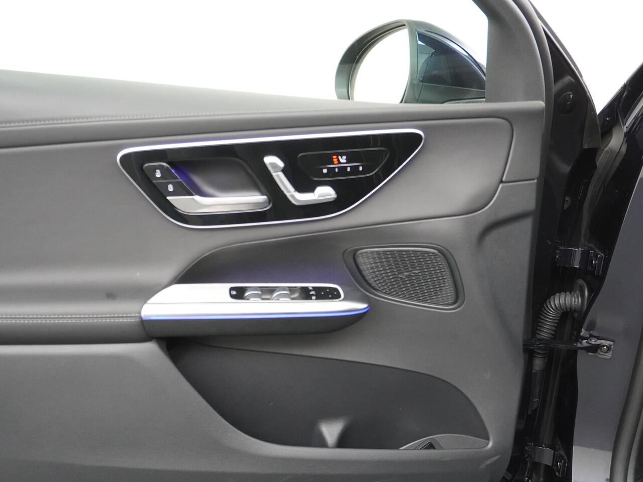 Mercedes-Benz GLC-KLASSE Coupé 300 e 4MATIC AMG Line | Distronic Trekhaak Keyless Memory