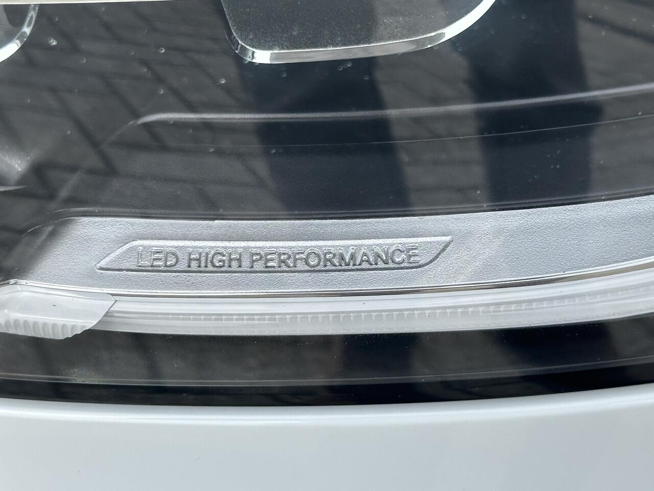 Mercedes-Benz GLC-KLASSE 200 4MATIC AMG Line Pano-Dak | Trekhaak | Elekt. Klep | Stoelverw.