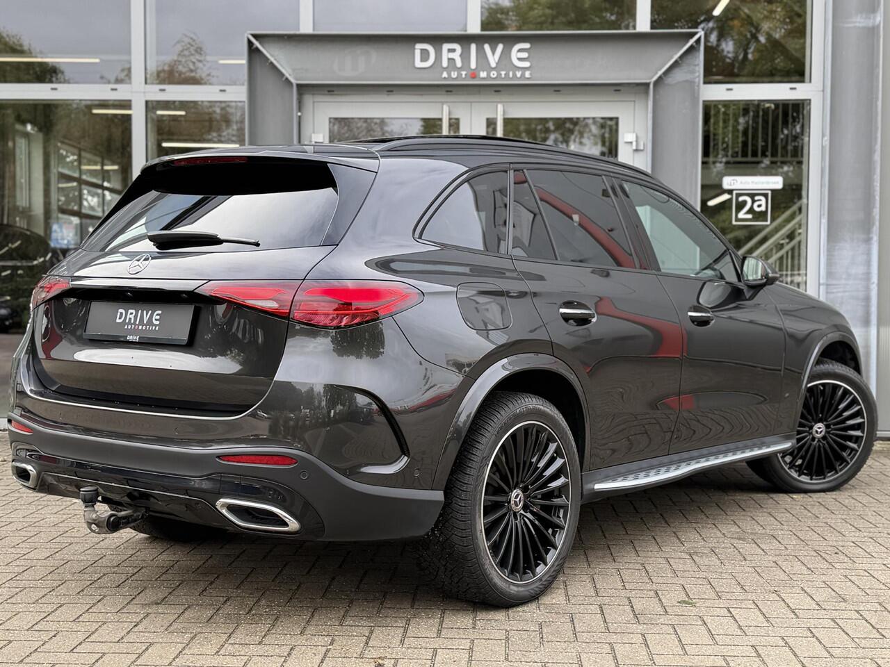 Mercedes-Benz GLC-KLASSE 300e 4MATIC AMG |Pano|Burmester|Night|Memory|360Cam|20"|Trekhaak|