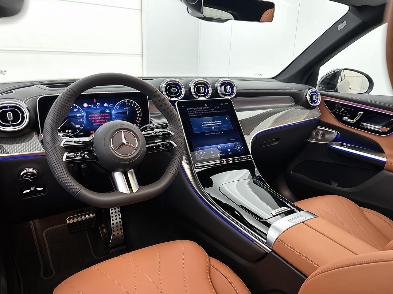 Mercedes-Benz GLC-KLASSE 400e 4MATIC Sport Edition | AMG Premium Plus | Nightpakket | Techniekpakket met Airmatic | Trekhaak | Rijassistentiepakket Plus | Winter pakket | Magno matte lak |