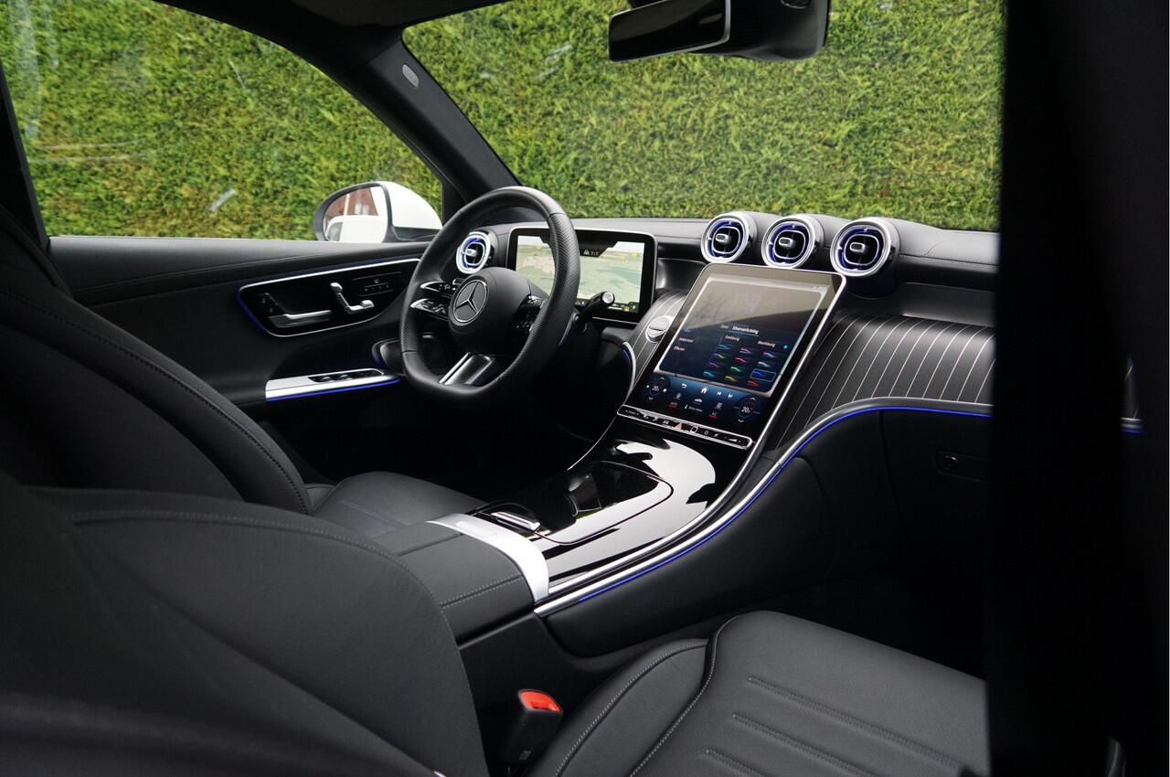 Mercedes-Benz GLC-KLASSE GLC 300 e 4M AMG Line | Achterasbesturing Luchtvering Trekhaak Burmester Distronic